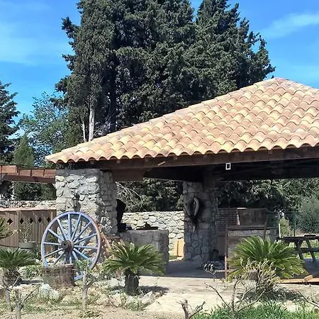 Chalet Domaine La Via Regia : Les Chalets Perpignano