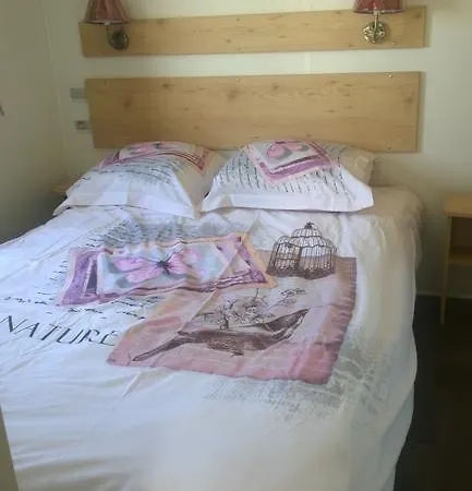 Chalet Domaine La Via Regia : Les Chalets Perpignano